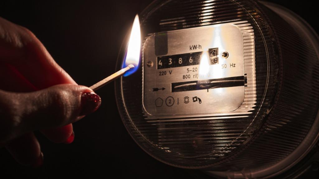 calculan-perdidas-millonarias-por-apagones-en-ecuador