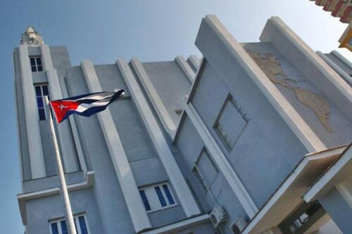 casa-de-las-americas-y-cuba-reafirman-apoyo-a-venezuela