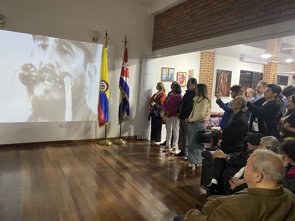 celebran-en-colombia-dia-de-la-rebeldia-nacional-de-cuba