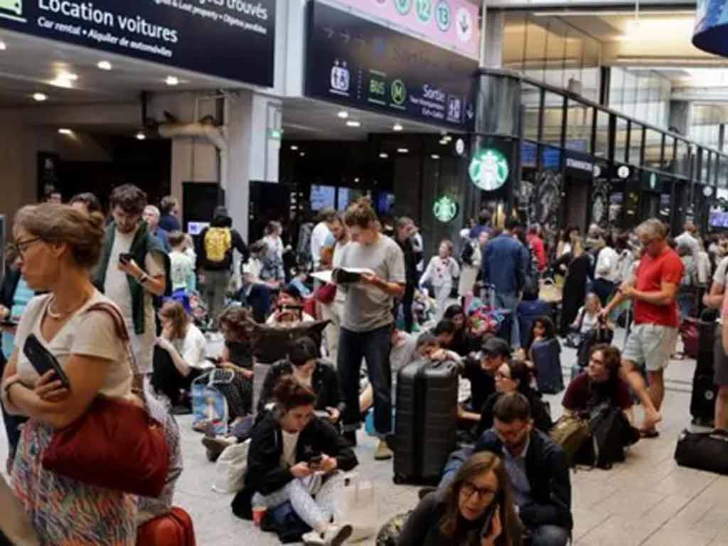 continuan-perturbaciones-en-flujo-ferroviario-por-sabotaje-en-francia