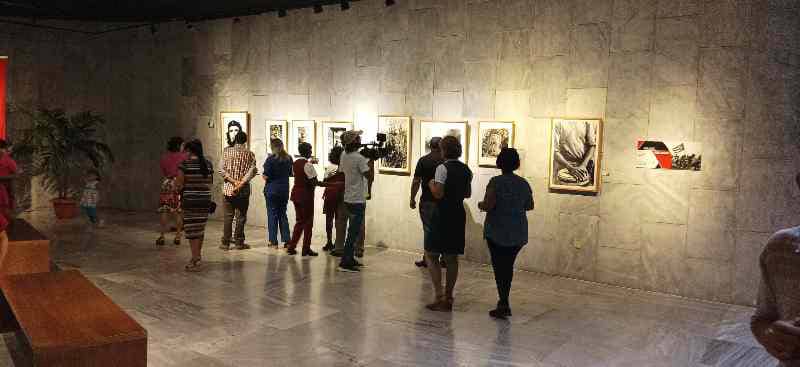 miradas-reveladoras-simbolismo-y-belleza-bajo-el-lente-en-cuba