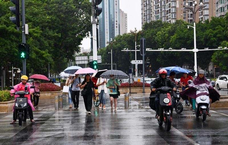 lluvias-torrenciales-acompanan-paso-por-vietnam-de-tifon-prapiroon