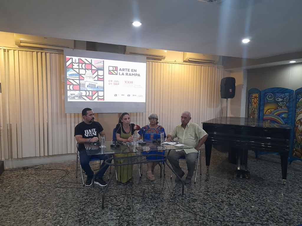 comienza-en-cuba-la-xxiii-feria-arte-en-la-rampa