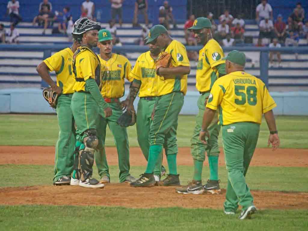 vegueros-buscaran-igualar-final-beisbolera-cubana