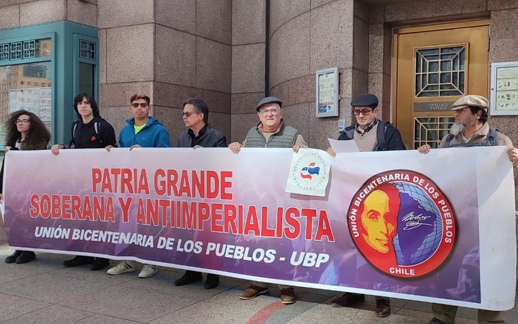 reclaman-ante-embajada-de-eeuu-en-chile-fin-del-bloqueo-a-cuba