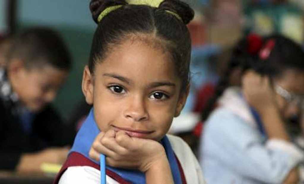 autoridades-de-cuba-saludan-el-dia-de-los-ninos