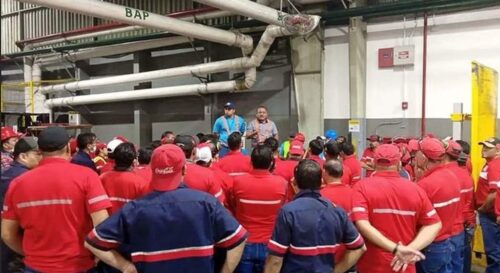 denuncian-despido-de-trabajadores-en-transnacional-de-eeuu-en-ecuador