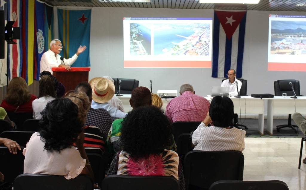 sesiona-en-cuba-evento-teorico-del-festival-del-caribe