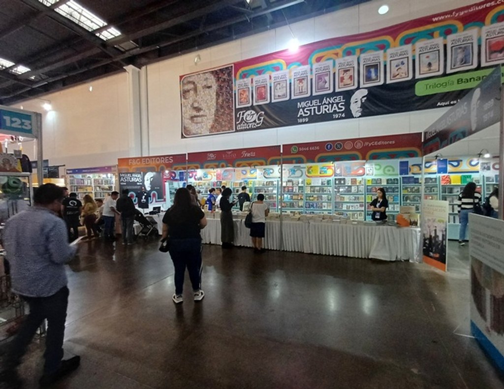 editores-mexicanos-encomian-progreso-de-feria-del-libro-de-guatemala