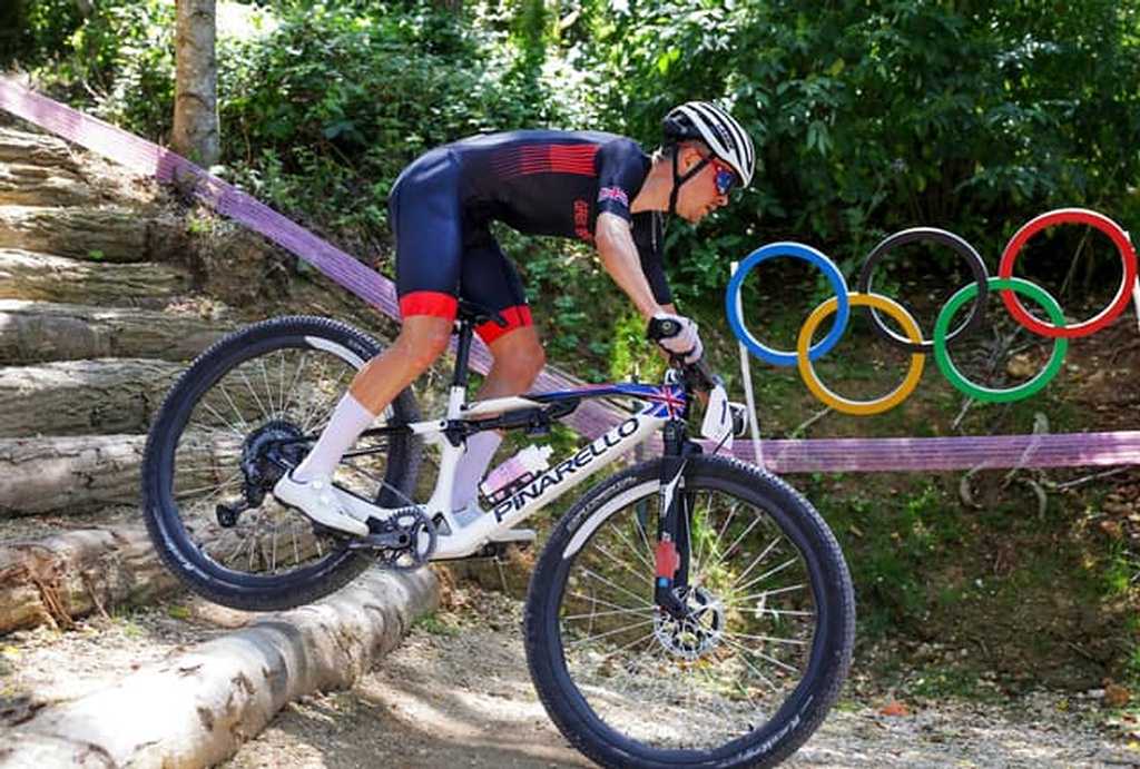 britanico-pidcock-cumplio-pronosticos-en-ciclismo-de-montana-parisino