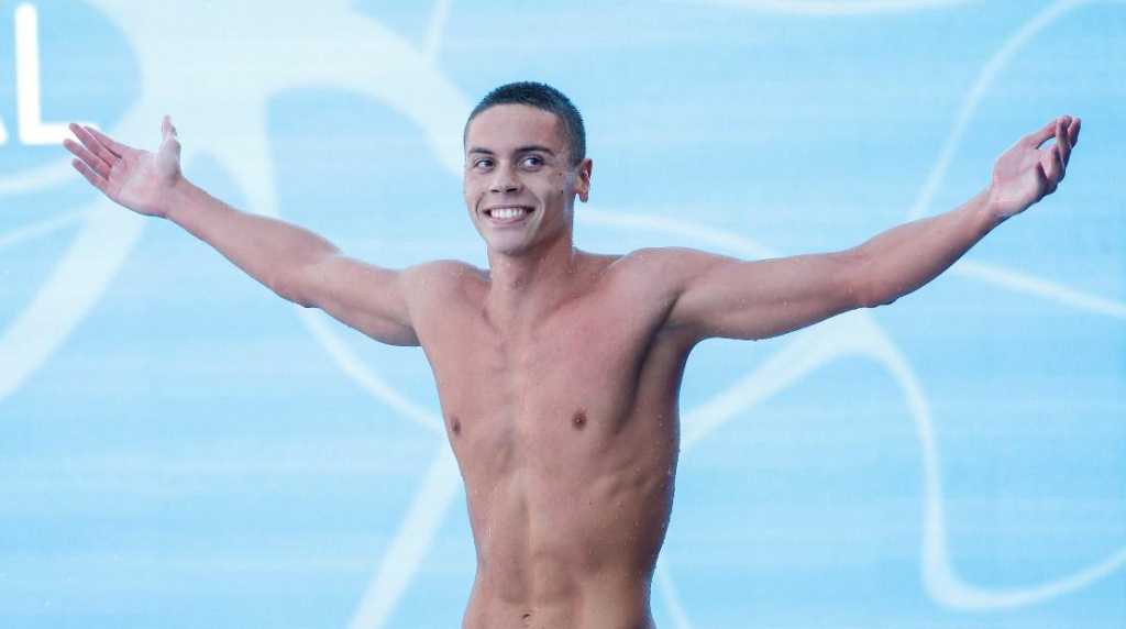 oro-en-200-libre-primera-medalla-olimpica-para-rumano-popovici