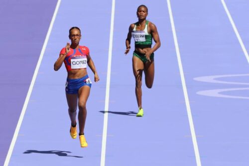 cubana-roxana-gomez-avanza-a-semifinales-en-400m-olimpico