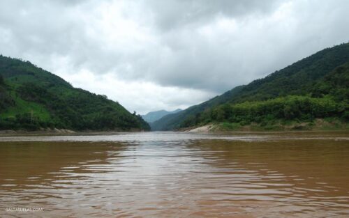 rio-mekong-crece-y-genera-alarma-en-capital-de-laos