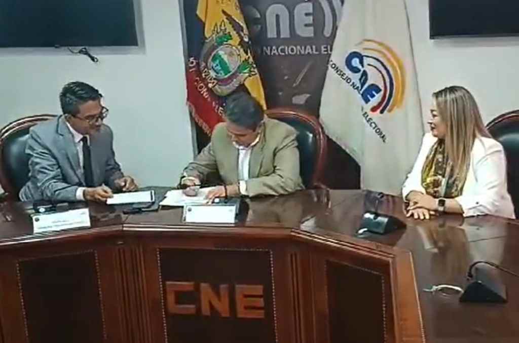 mas-aspirantes-a-presidencia-de-ecuador-aceptan-sus-candidaturas