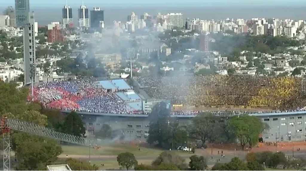 clasico-de-futbol-uruguayo-con-fuertes-medidas-de-seguridad