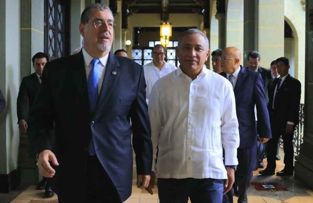 guatemala-y-belice-unidas-por-diversos-logros-afirmo-arevalo