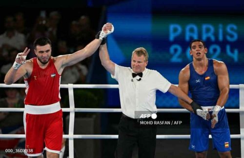 uzbeco-bakhodir-jalolov-cerro-con-oro-boxeo-olimpico