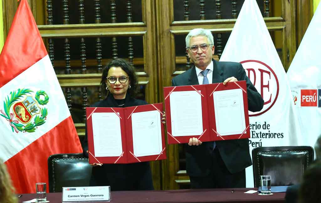 peru-recupera-74-piezas-de-patrimonio-cultural-llevado-a-eeuu