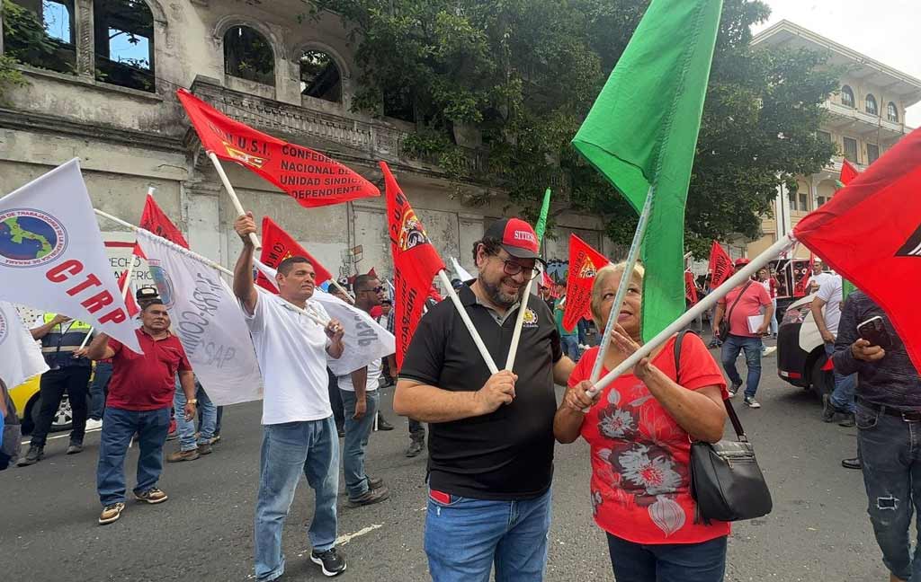 denuncian-en-panama-maniobras-para-imponer-director-de-seguro-social