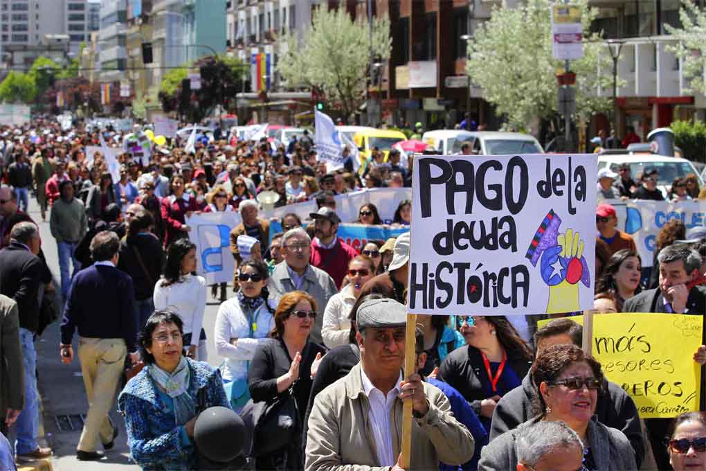 resaltan-paso-para-resolver-deuda-historica-a-profesores-de-chile