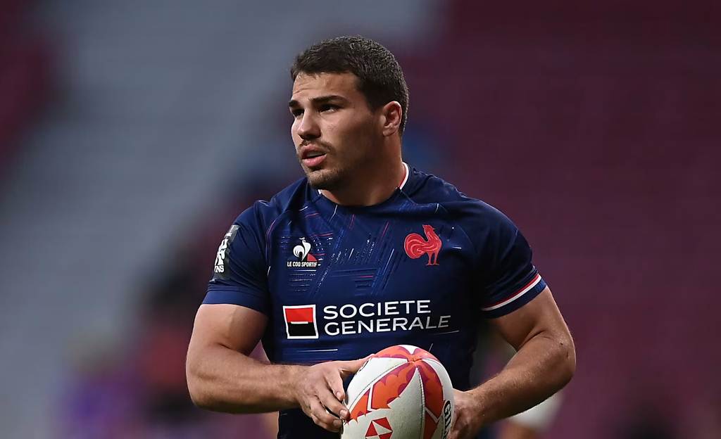 campeon-olimpico-frances-dupont-en-la-cima-del-rugby