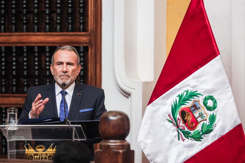 cancilleria-de-peru-confirma-donacion-paraguaya-de-suero-ante-crisis