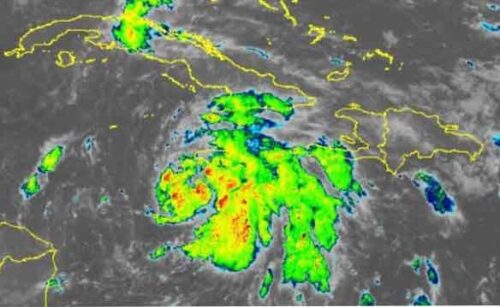 cuba-alerta-ante-inminente-azote-de-huracan-rafael