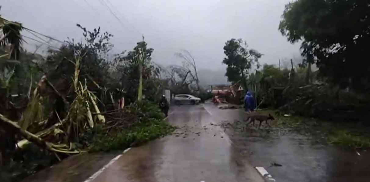 otro-tifon-asedia-filipinas-y-causa-siete-fallecidos
