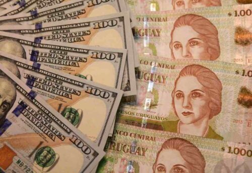 dolar-consigue-mayor-cotizacion-ante-el-peso-uruguayo