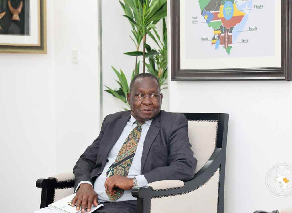 ente-africano-y-asociacion-de-agricultores-abordaron-temas-comunes