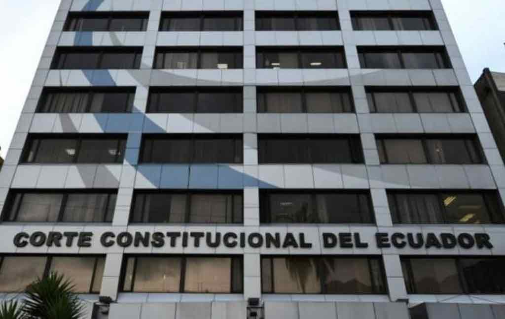 corte-de-ecuador-analizara-constitucionalidad-de-decreto-presidencial