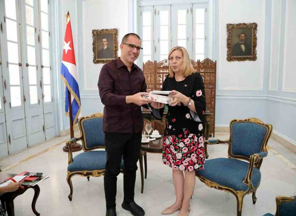 secretario-del-alba-considero-un-honor-dialogo-con-presidente-de-cuba