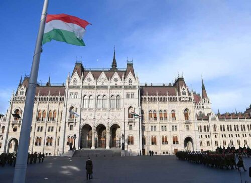 privada-hungria-de-mil-millones-de-euros-de-fondos-de-la-ue