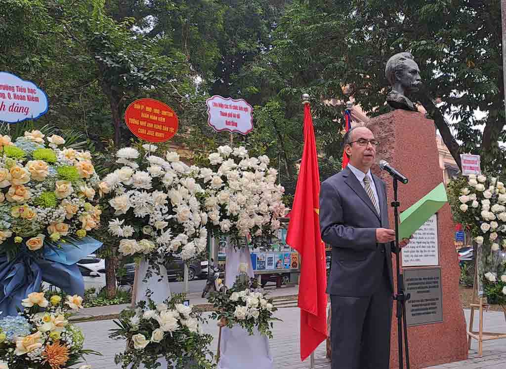 para-cuba-y-vietnam-amor-con-amor-se-paga-afirma-embajador
