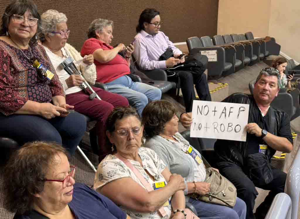 tras-larga-jornada-senado-chileno-aprueba-reforma-de-pensiones