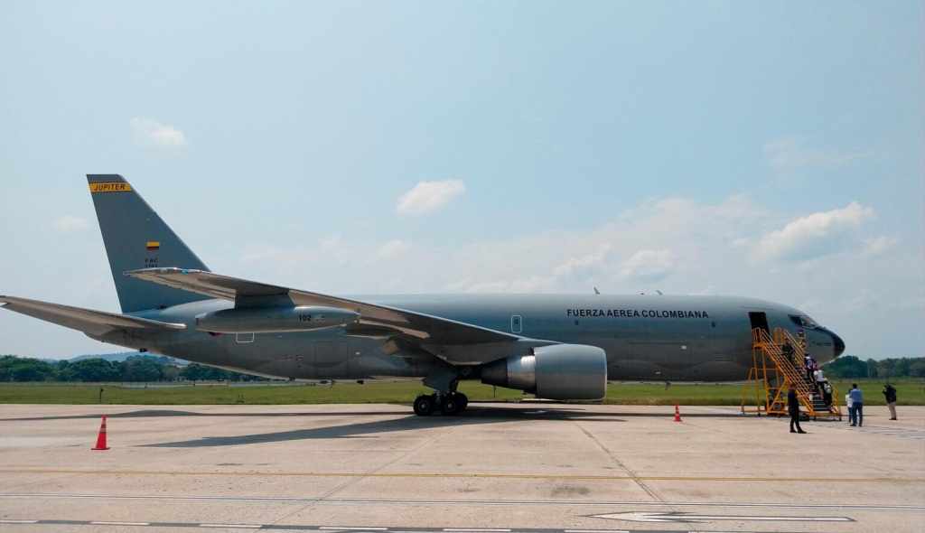 colombia-envia-avion-militar-para-trasladar-deportados-de-eeuu