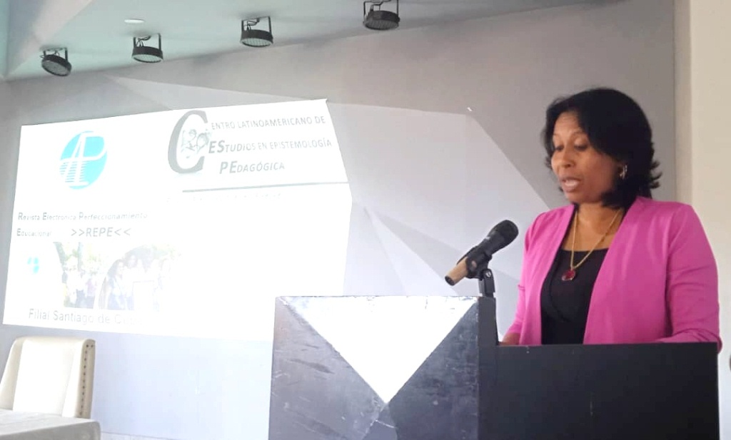 cuba-cuenta-con-revista-sobre-perfeccionamiento-educacional