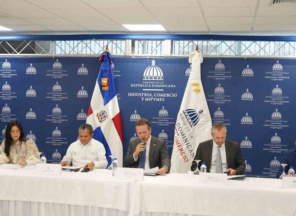 aprueban-otras-10-empresas-de-zonas-francas-en-republica-dominicana