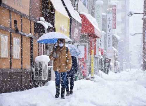 japon-reporta-una-muerte-y-varios-estragos-por-intensas-nevadas