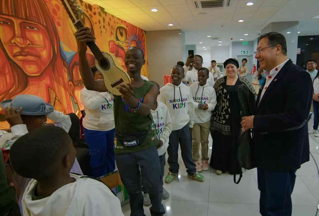 destacan-en-bolivia-encuentro-de-presidente-con-influyentes-africanos