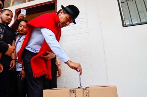 candidato-indigena-de-ecuador-senala-falta-de-equidad-electoral