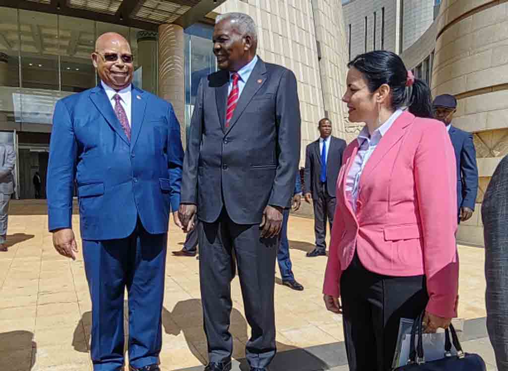 zimbabwe-y-cuba-abogan-por-elevar-lazos-parlamentarios