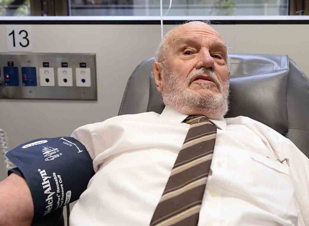 donante-australiano-de-sangre-muy-valiosa-fallecio-a-los-88-anos