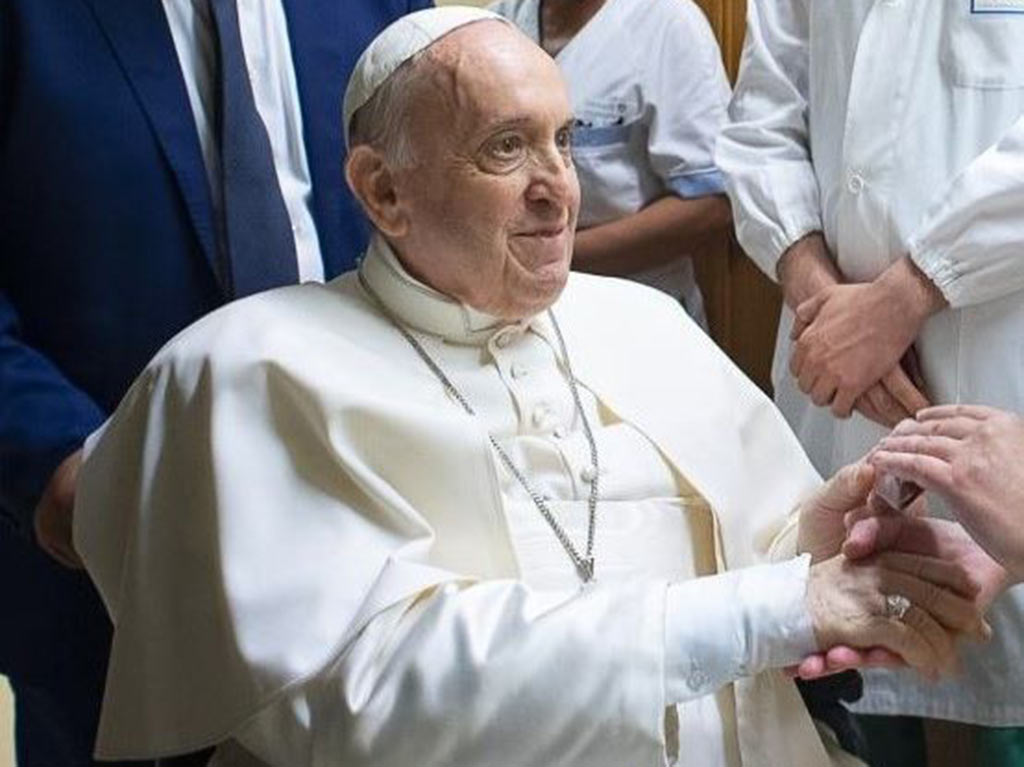 salud-del-papa-francisco-mejoro-y-ceso-el-pronostico-medico-reservado