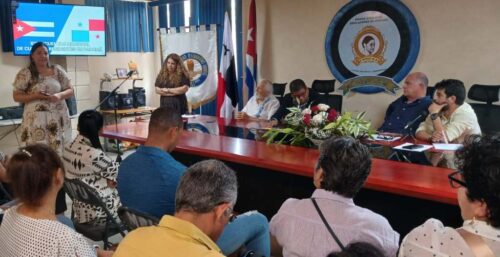 residentes-cubanos-en-panama-por-mayor-compromiso-con-pais-natal