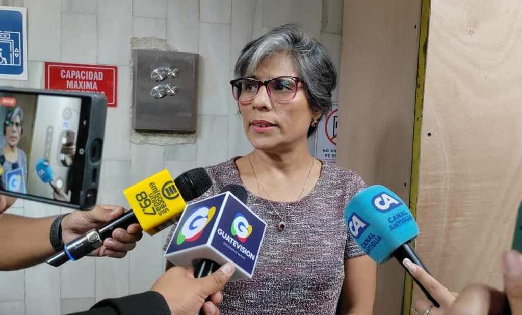condenan-restricciones-a-prensa-en-caso-de-exfuncionaria-de-guatemala
