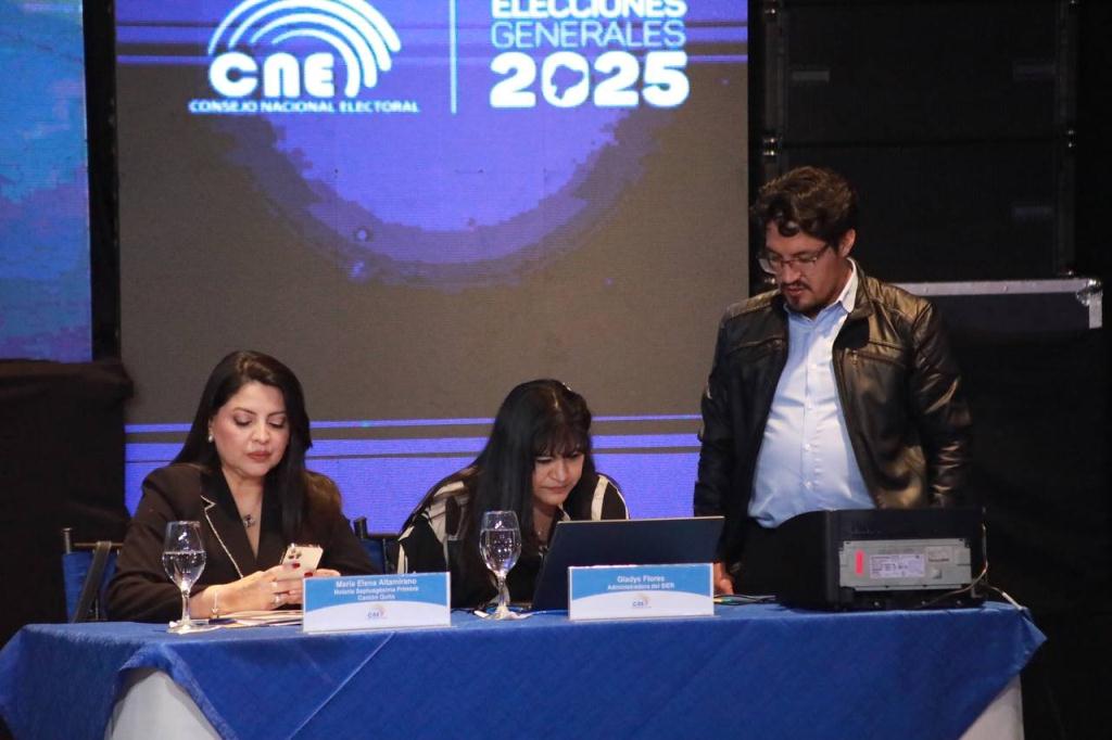 culminan-los-sufragios-en-ecuador-e-inicia-el-conteo-de-votos