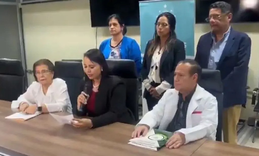 medicos-de-honduras-regresan-al-trabajo-tras-paro-de-labores