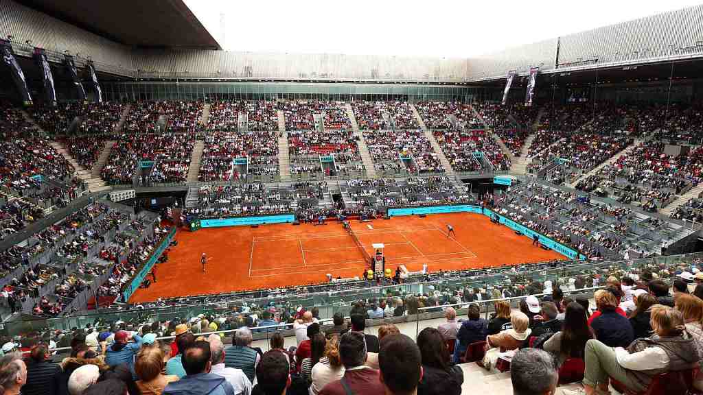 tenistas-argentinos-cerundolo-y-comenasa-a-ronda-de-64-en-madrid