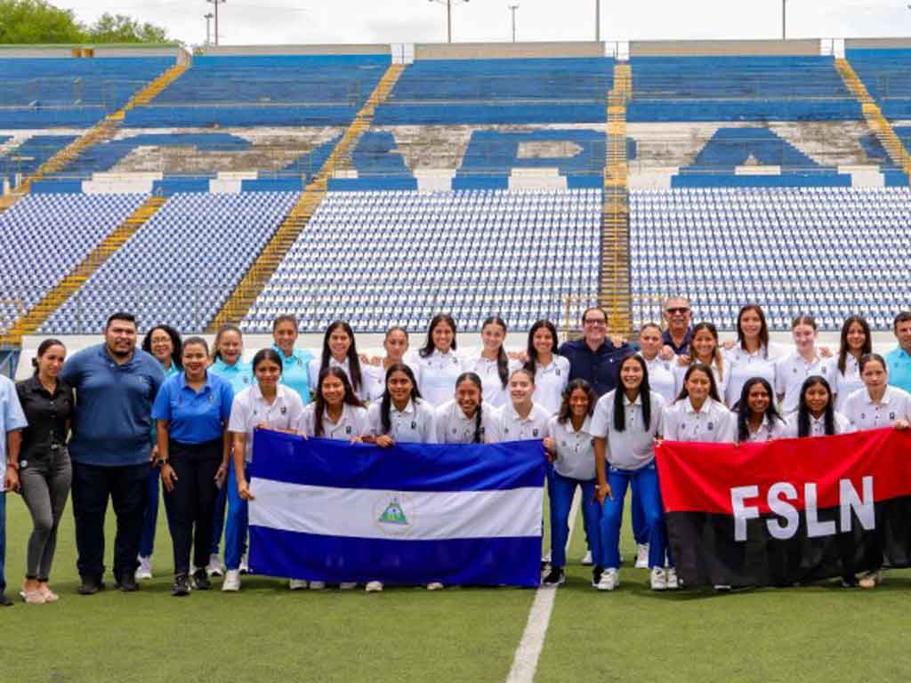 abanderan-en-nicaragua-a-equipo-de-futbol-f-para-premundial-sub-20